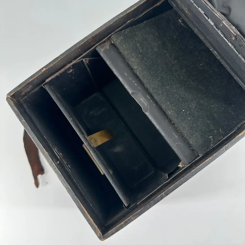 1897 Vive Camera No. 4 Antique 4x5 Plate Camera w/ Focusing Hood Chicago